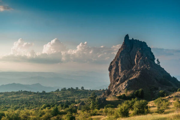 San Costantino Albanese (PZ): la cultura arbereshe e il Volo dell'Aquila con le emozioni dall'alto, a € 55,00 a persona