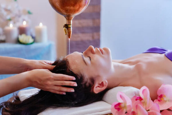 In India per sperimentare le terapie ayurvediche, le tecniche yoga e la meditazione, a € 1000,00 a persona - immagine 3
