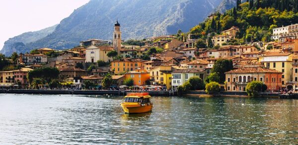 Corso di Catamarano per principianti sul Lago di Garda - immagine 2