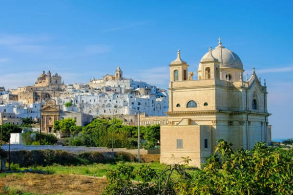 Ostuni (BR), la visita turistica della "Città bianca" e il Wine Experience - immagine 3