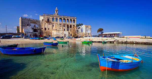 Speciale gita di 01 giorno alle Grotte di Castellana (BA), "Meraviglia di Puglia" e Polignano a mare (BA), uno dei Borghi più belli di tutta Italia - immagine 5