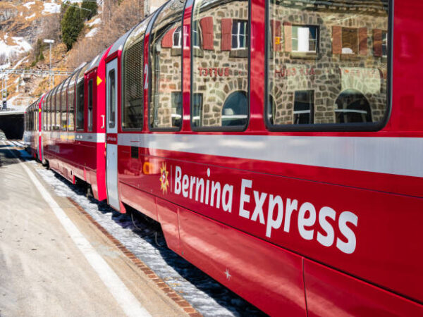 Tour Lombardia e Svizzera, 05 giorni e 04 notti, con la meravigliosa esperienza del Trenino rosso del Bernina, da € 635,00 a persona tutto incluso - immagine 2