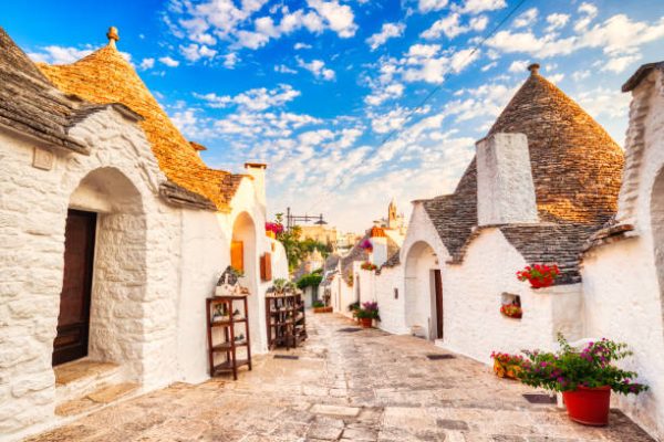 Visitare Alberobello con pernottamento e colazione all'interno di un Trullo, 02 giorni e 01 notte, a € 150,00 a persona - immagine 8