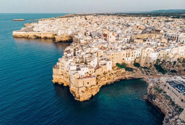 Gite ad Alberobello-Matera-Polignano a Mare per gruppi CRAL, associativi, parrocchiali e Terza Età, a soli € 120,00 tutto incluso! - immagine 3